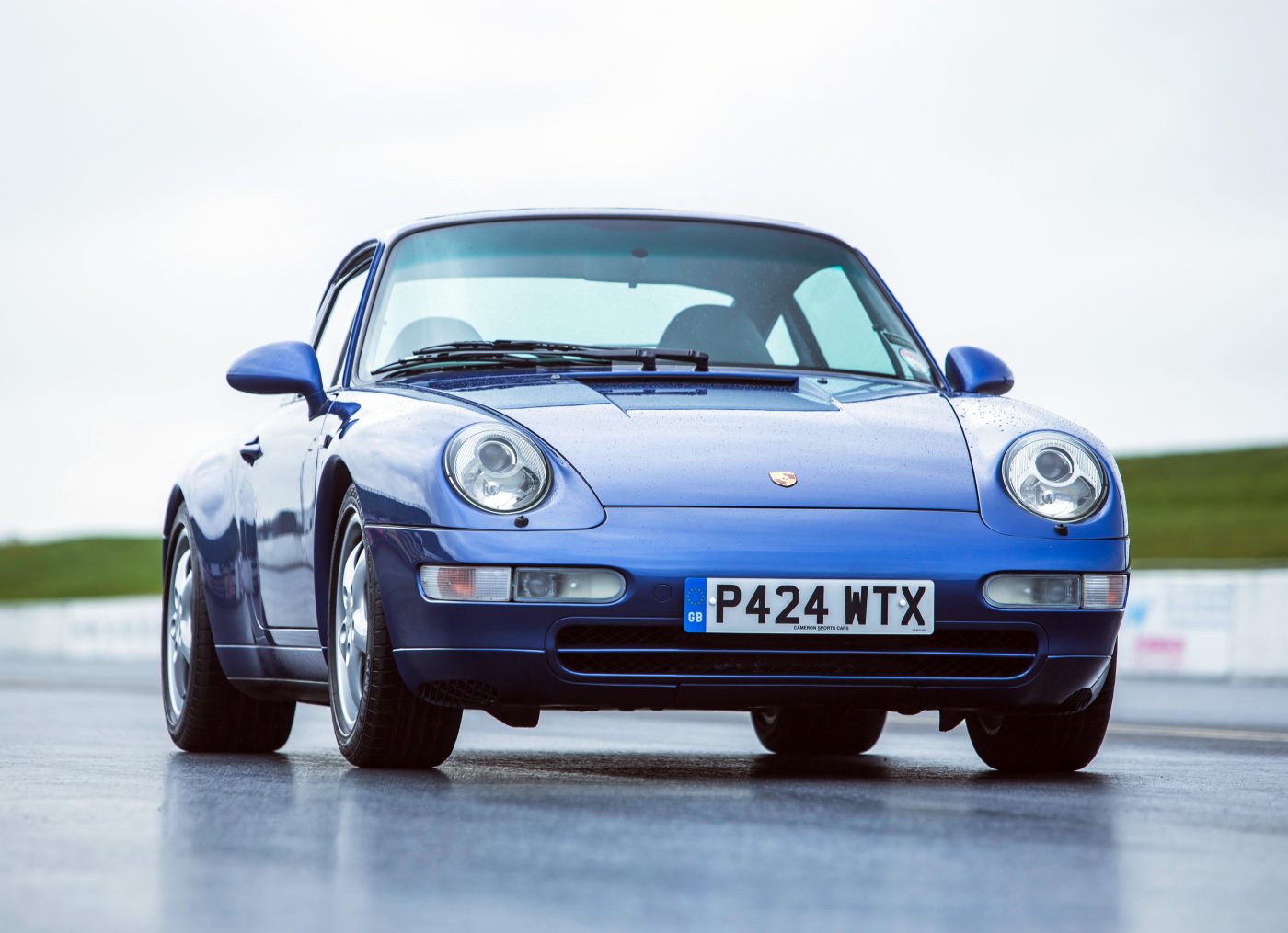 Porsche 911 Carrera 4 (993) - Image 1