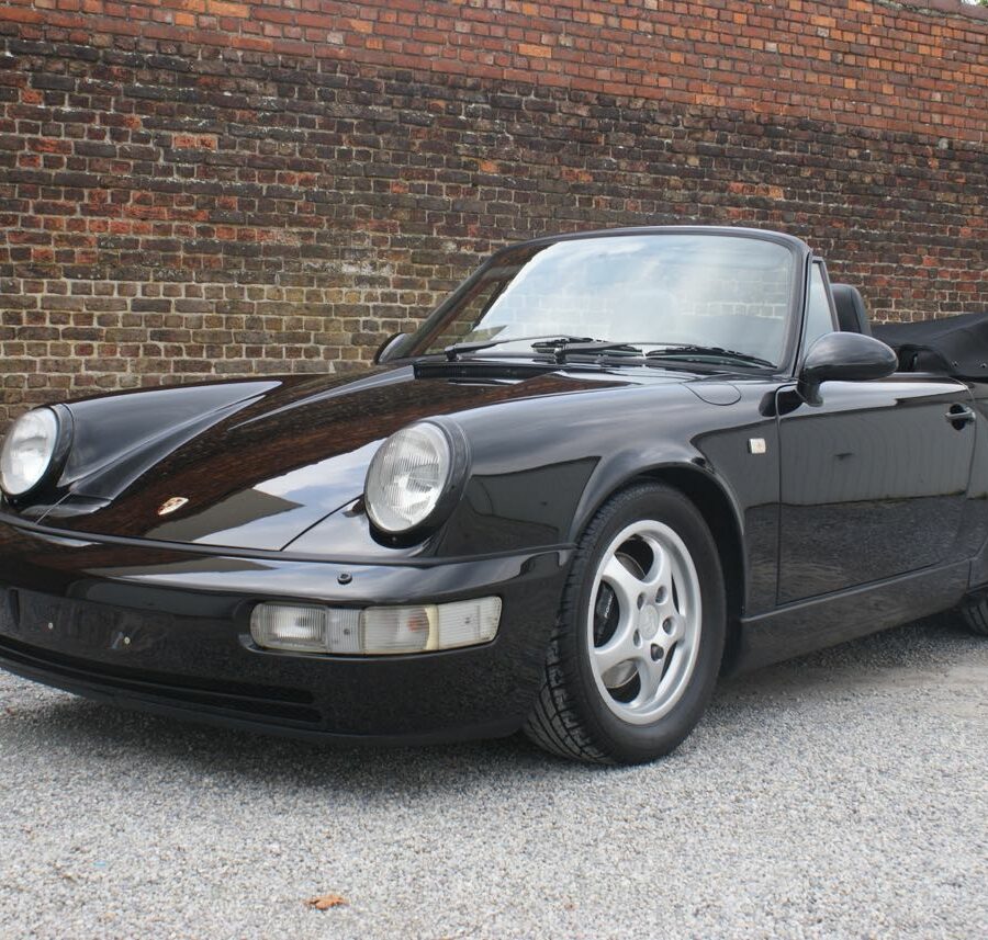 Porsche 911 Carrera 4 Cabriolet (964)