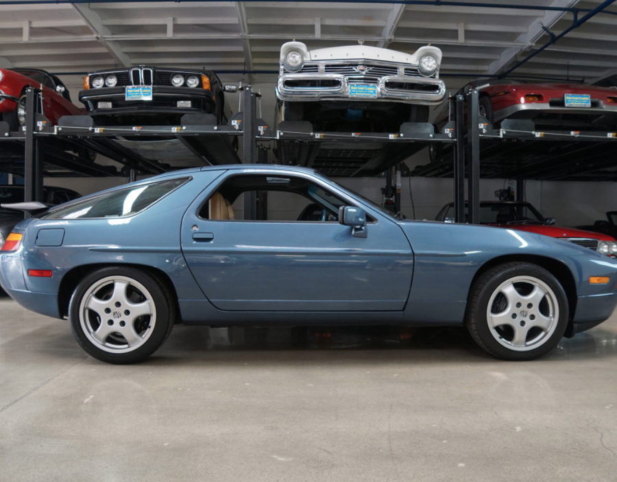 1989 Porsche 928 S Technical Specifications