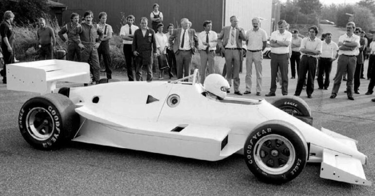 Porsche 2708 Indy Design