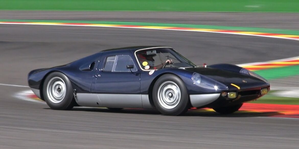 Porsche 904 Carrera GTS - Great Engine Noise!