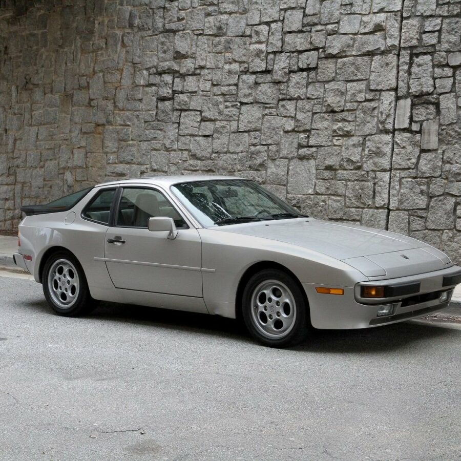 Porsche 944 Celebration Edition (1988)