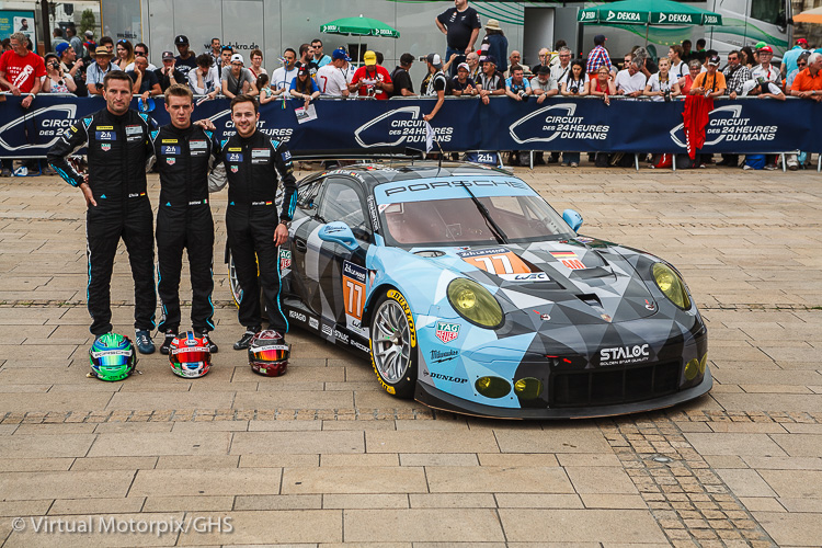 #77 Dempsey Proton Porsche 911 RSR