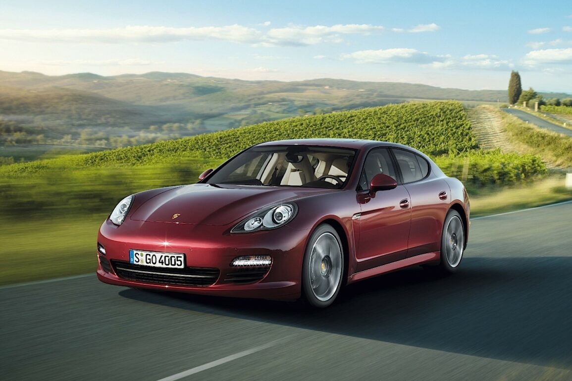 Terrific Porsche Panamera 1st Gen Images