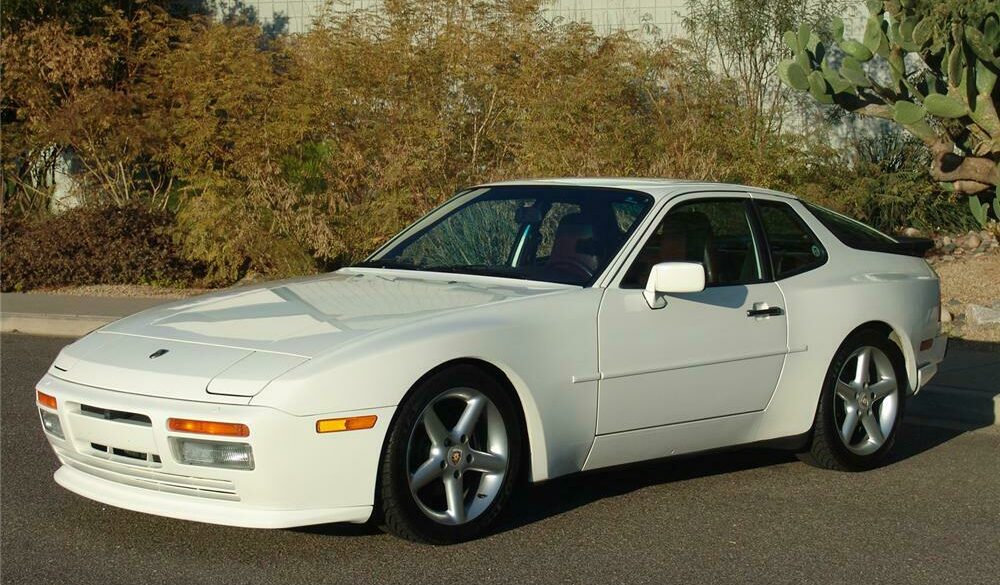 Porsche 944 Coupe (1988) – Specifications