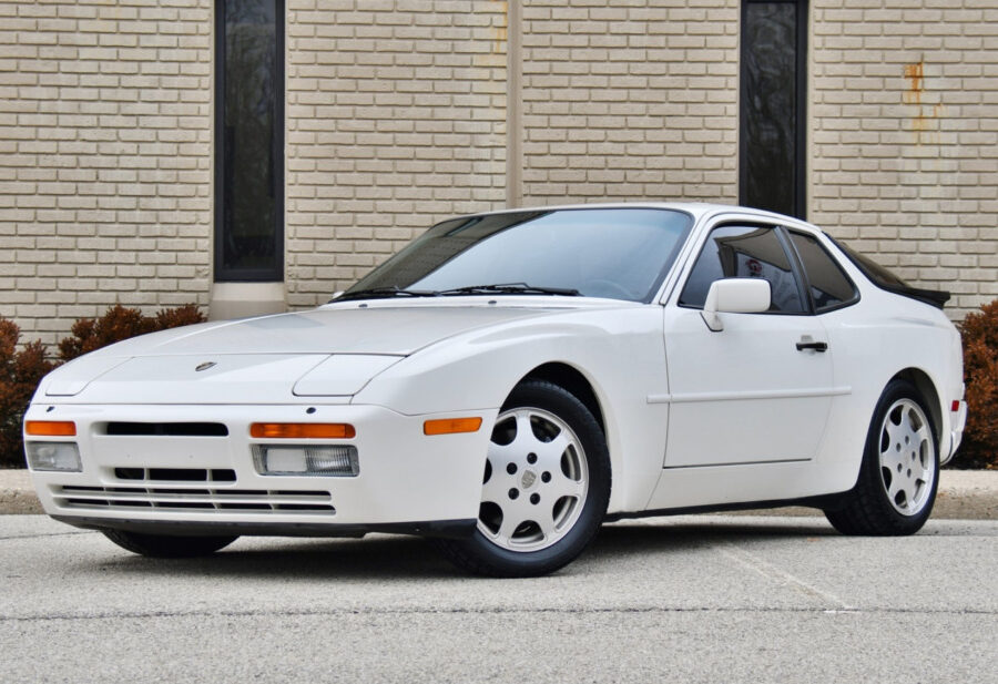 Porsche 944 S Coupe (1988) – Specifications