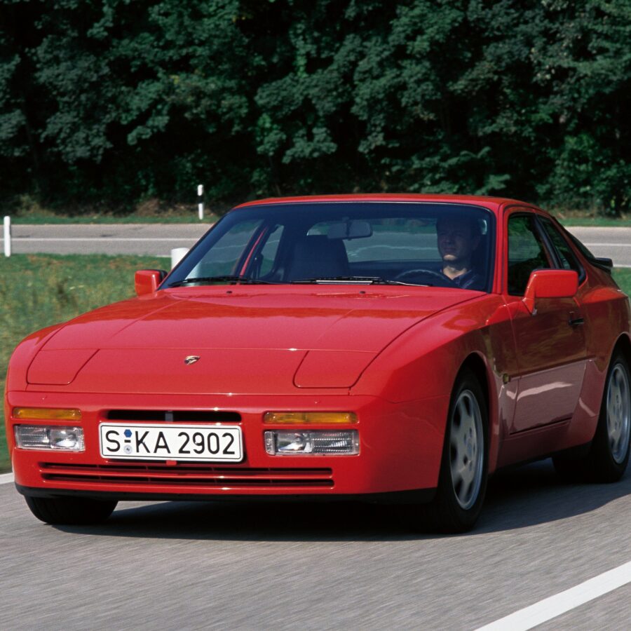 Porsche 944 S2 Coupe (1989) – Specifications