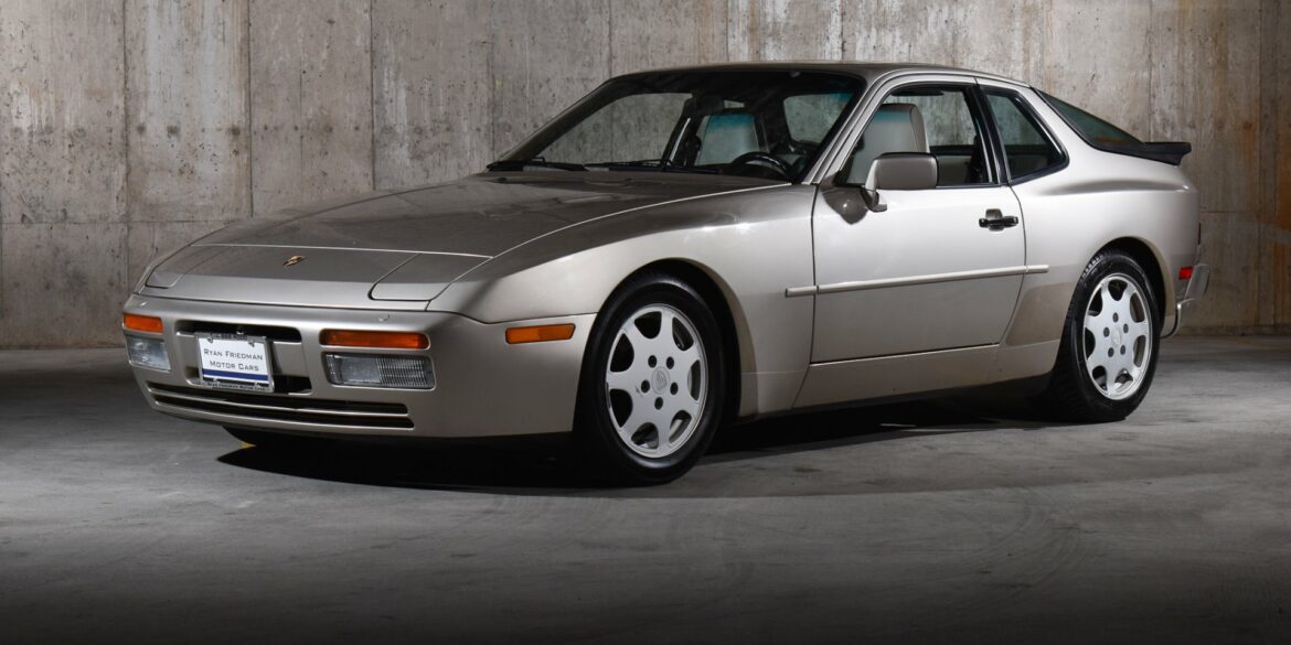 Porsche 944 Turbo Coupe (1989) – Specifications