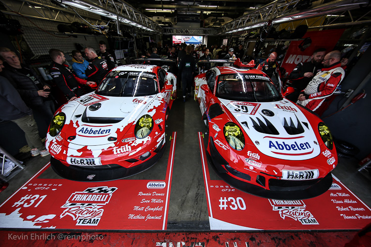 Frikadelli Racing Team – (left) #31 driven by Romain Dumas, Matt Campbell, Sven Müller and Mathieu Jaminet; and (right) #30 driven by Klaus Abbelen, Alexander Müller, Robert Renauer and Thomas Preining