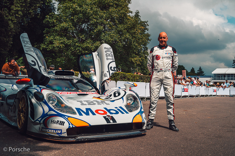 Le Mans winning Porsche GT1/98 (chassis #WP0ZZZ9RZXS100003)