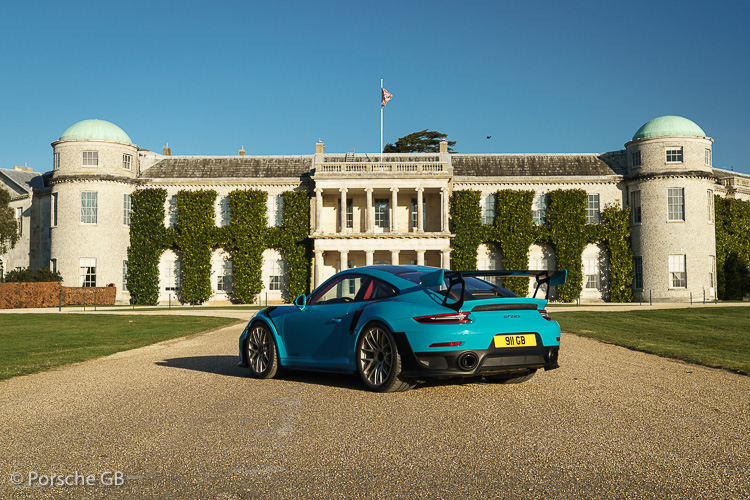 Porsche 911 GT2 RS