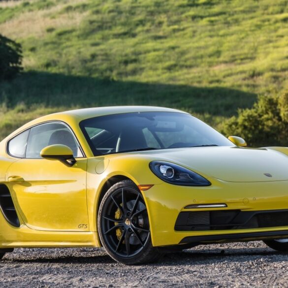 VIDEO: 2022 Porsche 718 Cayman GTS 4.0 Review