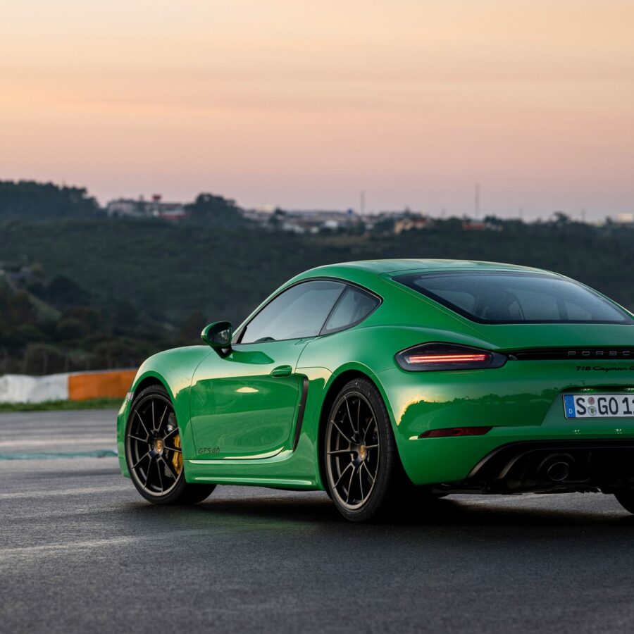 Porsche 718 Cayman GTS 4.0 (2020) – Specifications