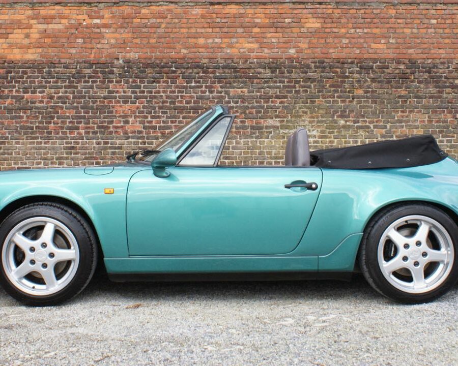 Porsche 911 Carrera 4 Cabriolet (1993) – Specifications