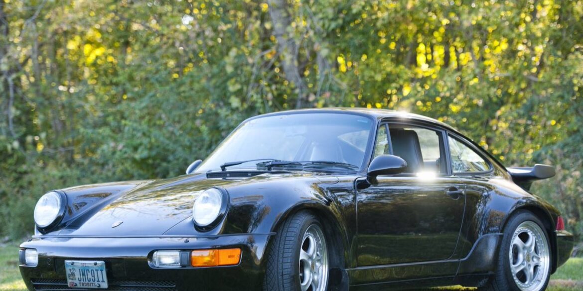 Porsche 911 Turbo 3.3 Coupe (1992) – Specifications