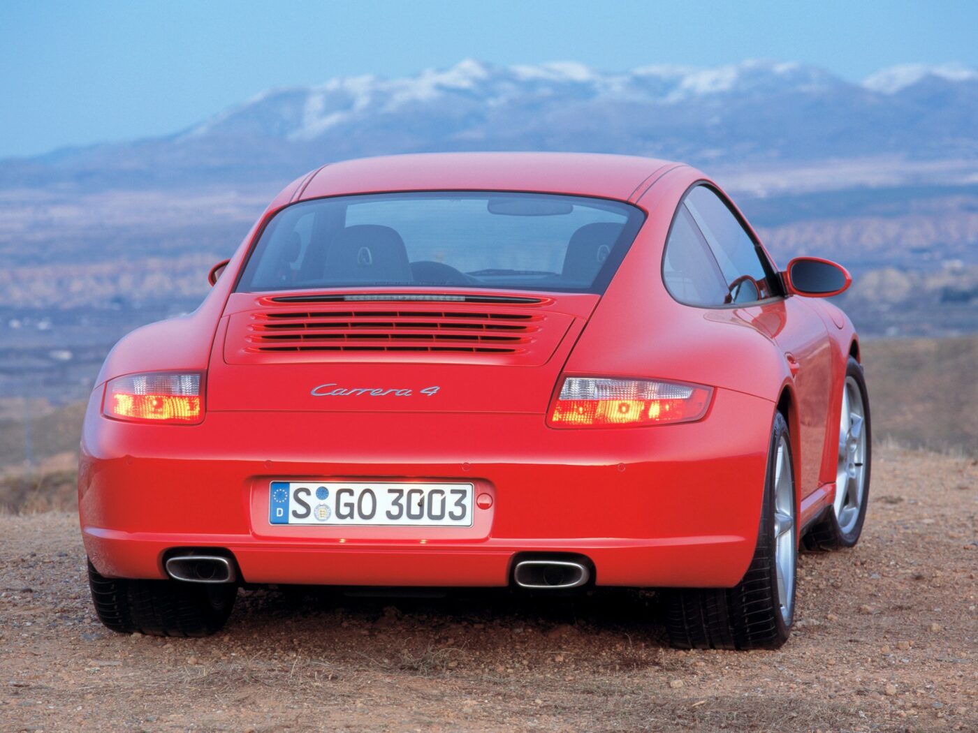 Porsche 911 Carrera 4 Coupe Front