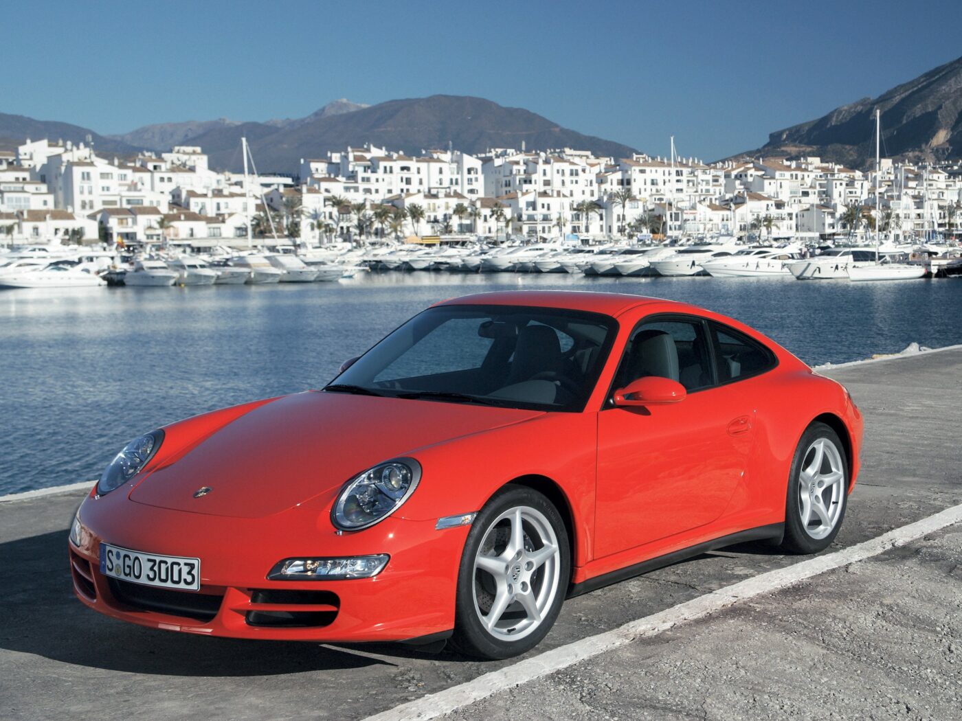 Porsche 911 Carrera 4 Coupe Interior