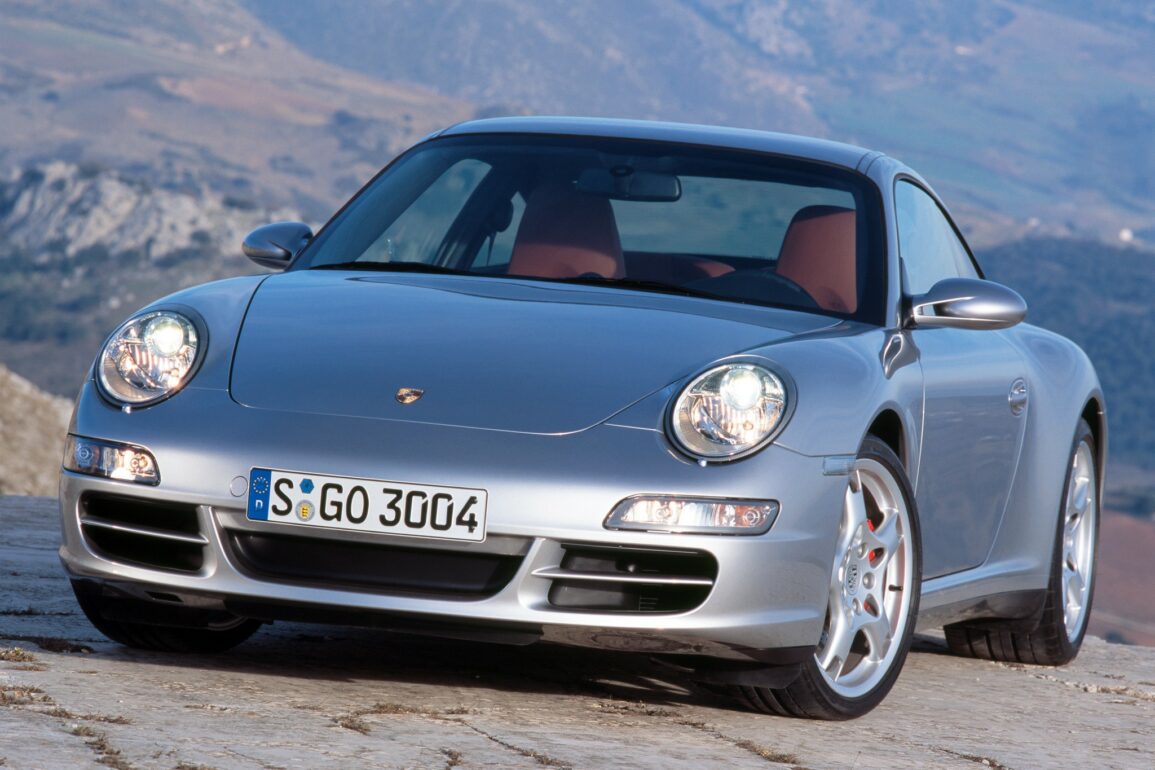 Porsche 911 997 (6th Generation 911) - Research Hub