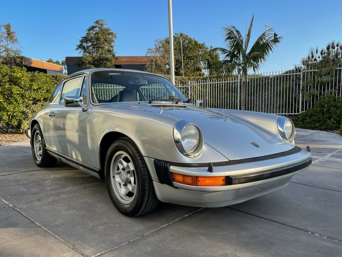 Porsche 911 25th Anniversary Edition (1975)