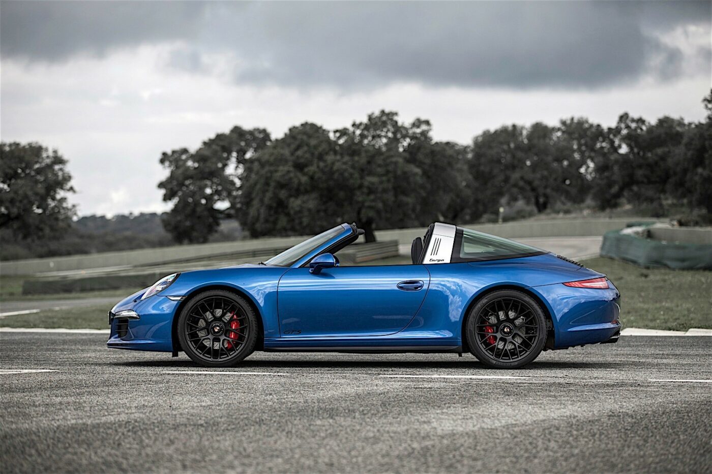 Porsche 911 Targa 4 GTS (991) (2016) – Specifications & Performance