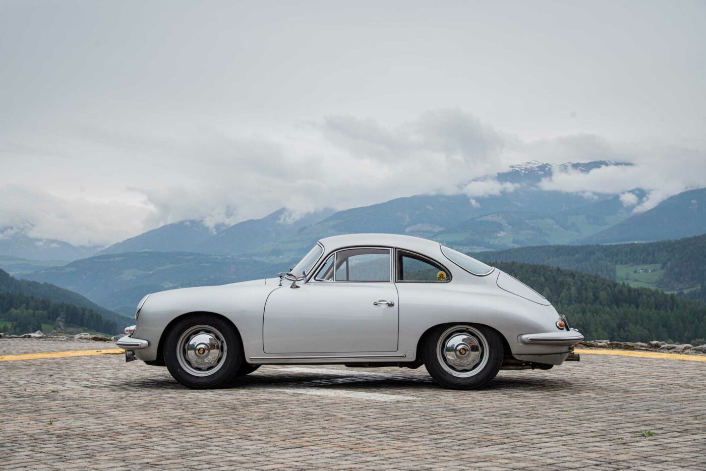 Stuttcars - Porsche Road & Race Cars