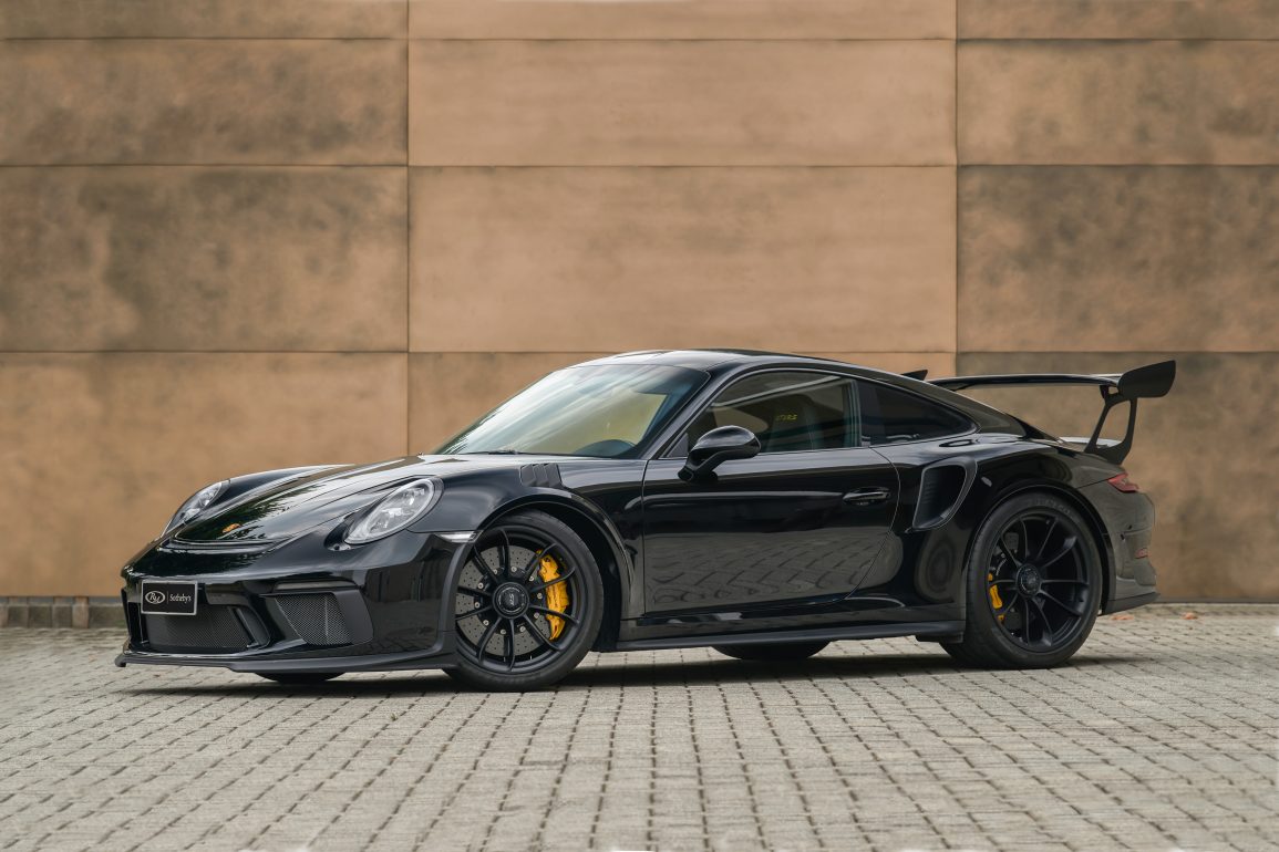 FOR SALE: One-Owner 2018 Porsche 911 GT3 RS