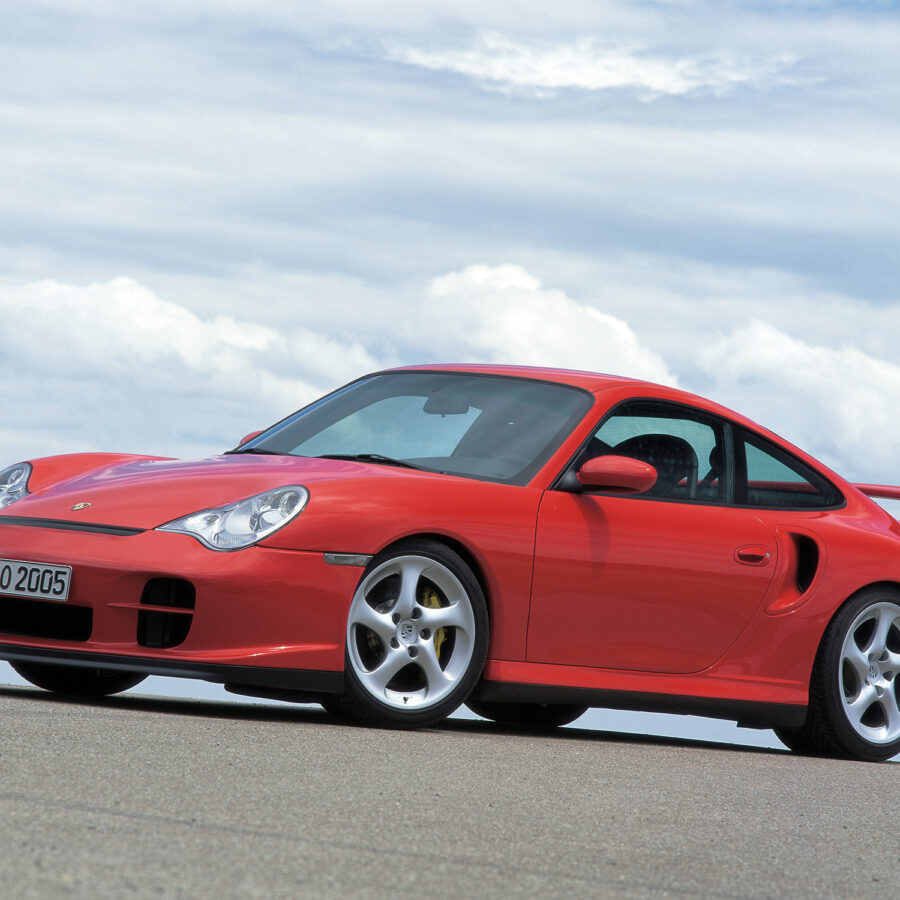 Porsche Of The Day: 2001 Porsche 911 GT2