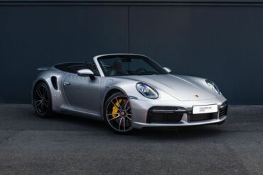 2022 Porsche 911 Review, Pricing, and Specs