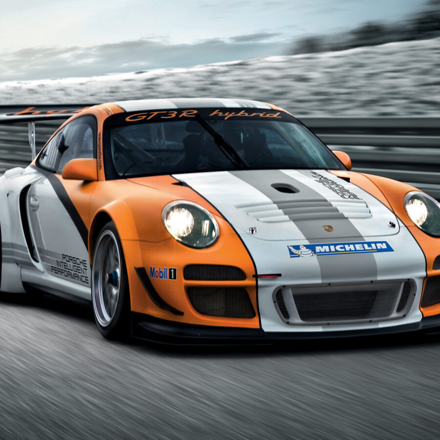 Porsche Of The Day: 2010 Porsche 911 GT3 R Hybrid