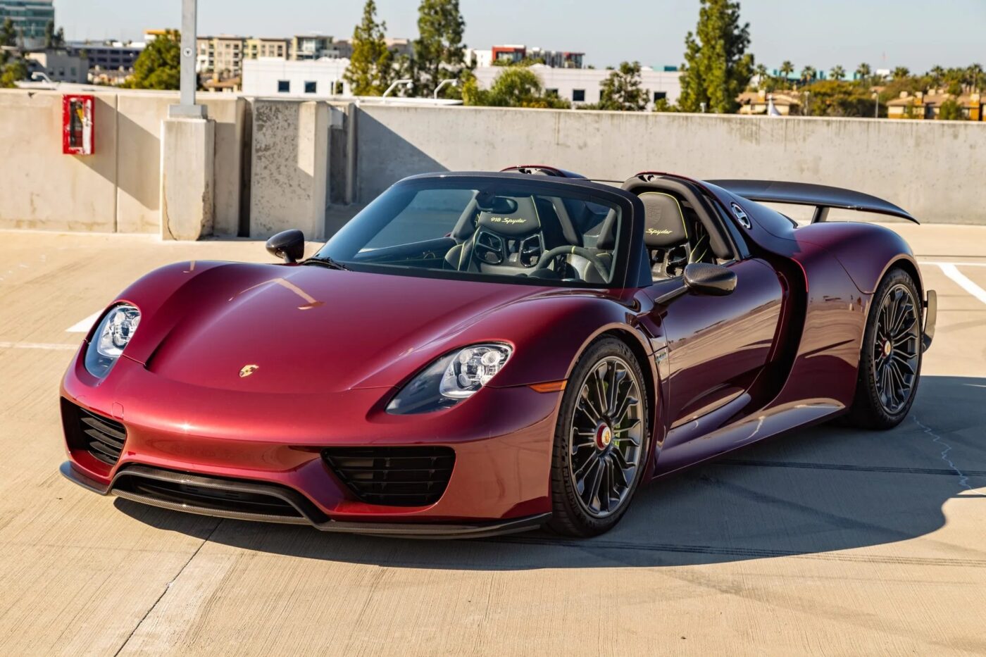 Porsche Of The Day: 2015 Porsche 918 Spyder Weissach Package In PTS ...