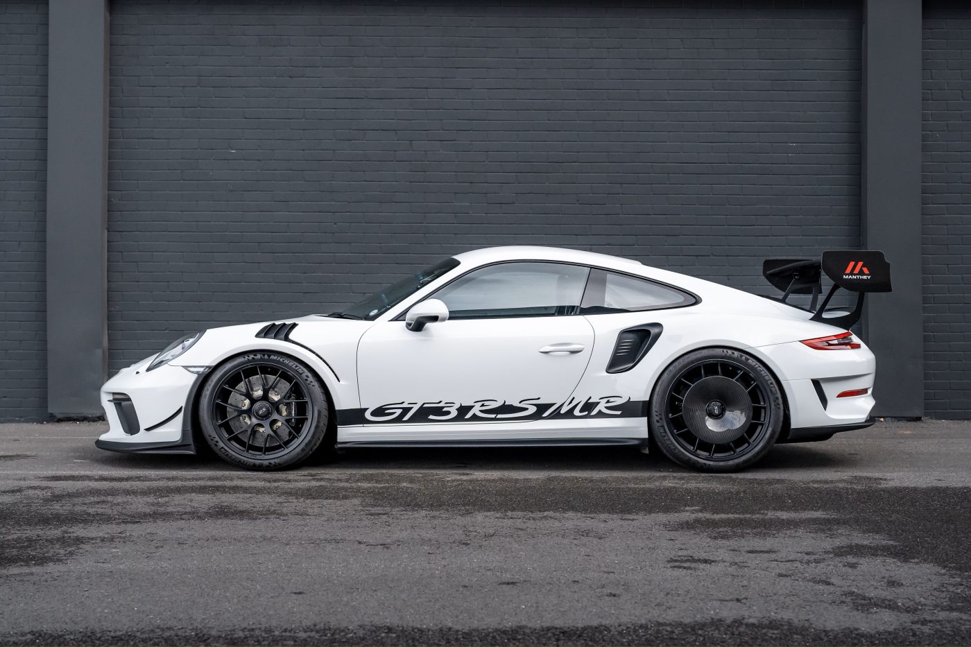 FOR SALE: 2018 Porsche 911 (991.2) GT3 RS 'Manthey Racing'