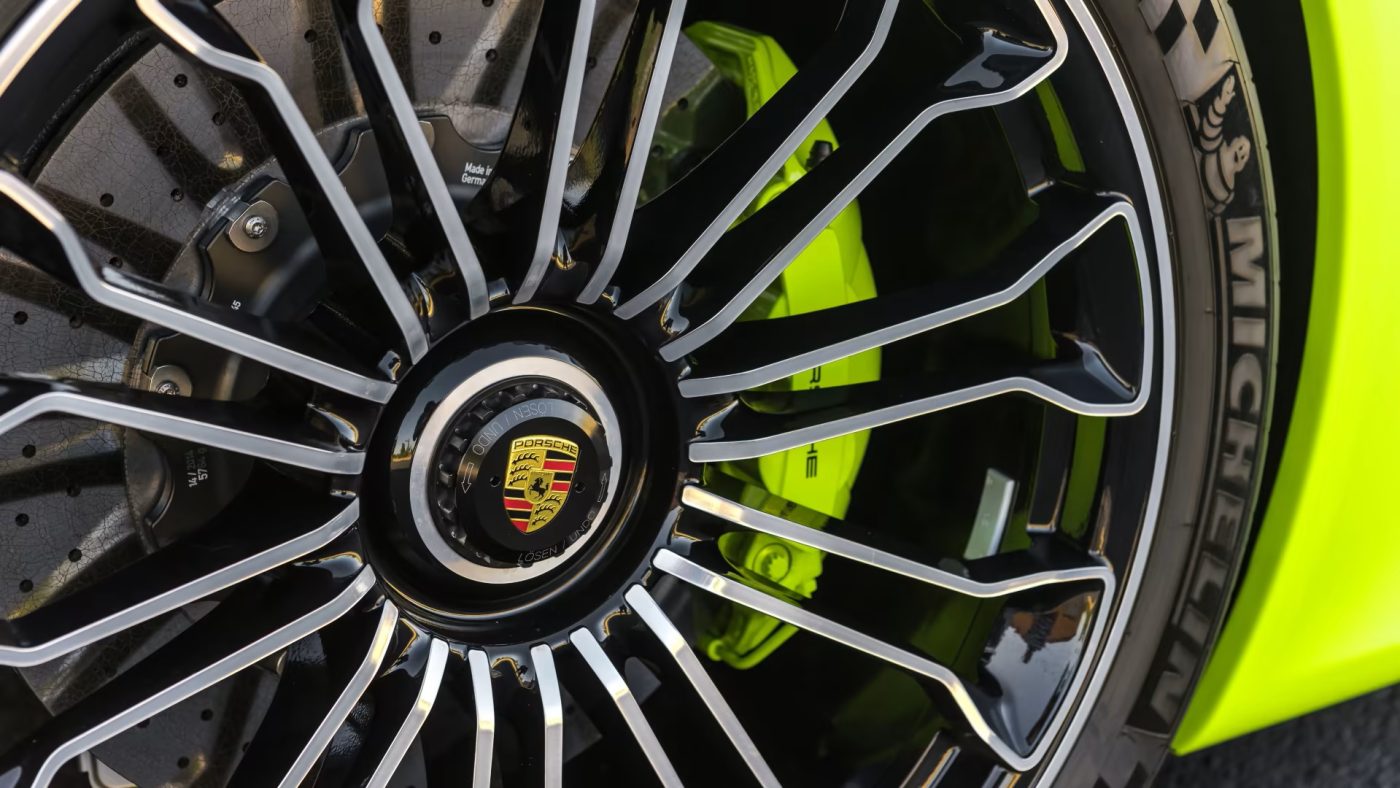 Porsche Of The Day: 2015 Porsche 918 Spyder In Acid Green