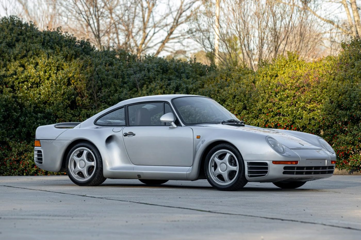 FOR SALE: 1988 Porsche 959 Komfort