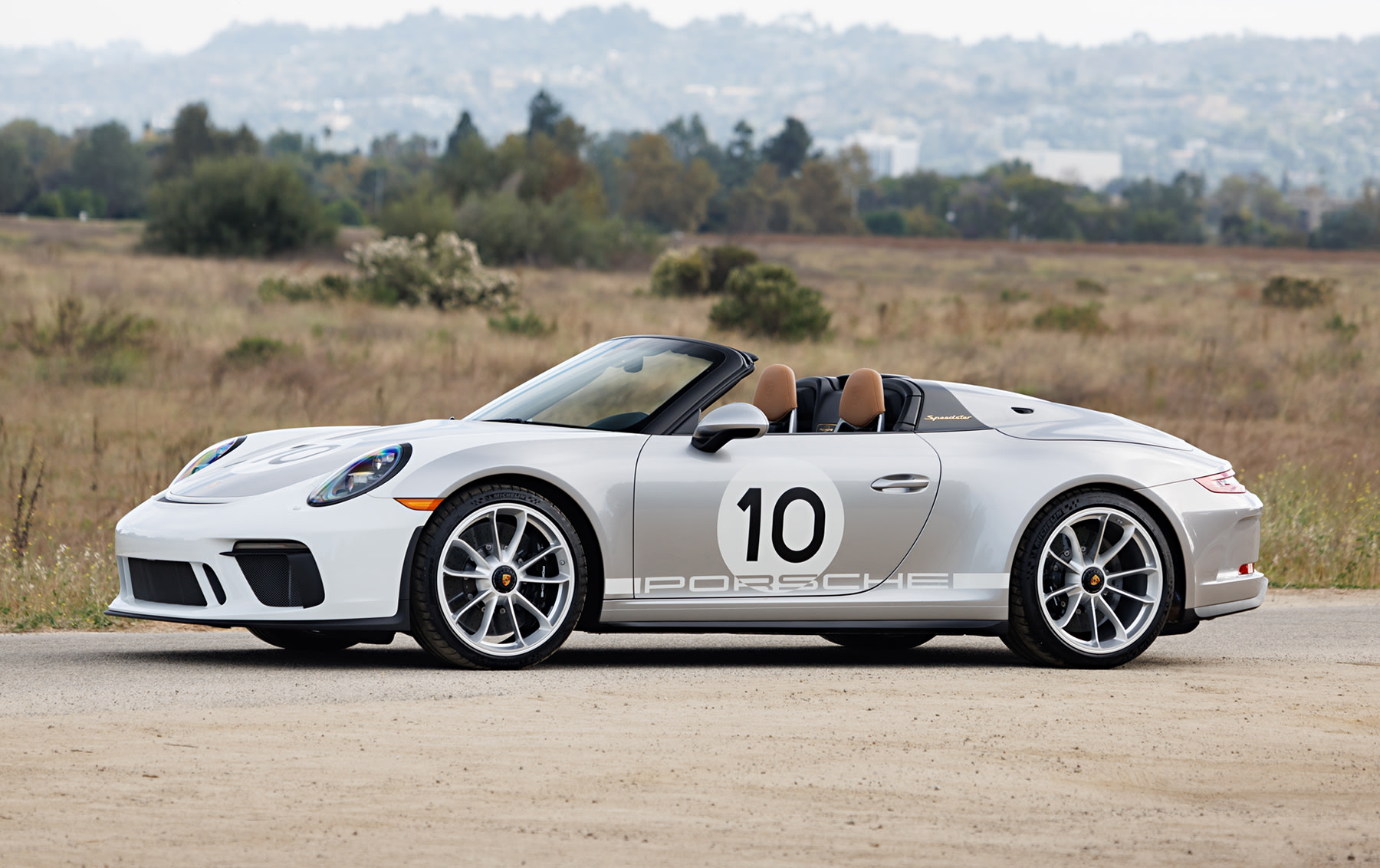 Image of silver Porsche 911 Speedster Heritage Design Package.