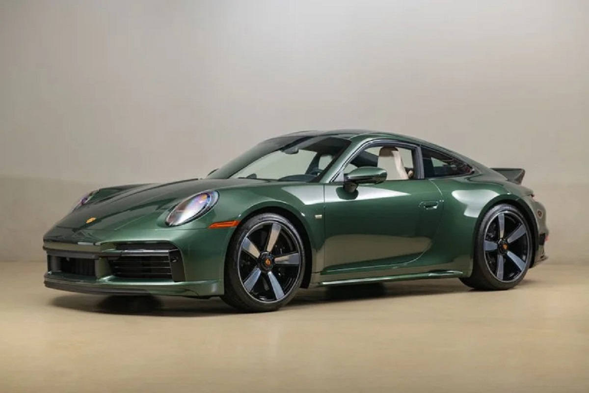 2023-porsche-911-sport-classic