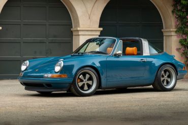 Porsche-911-Reimagined-by-Singer