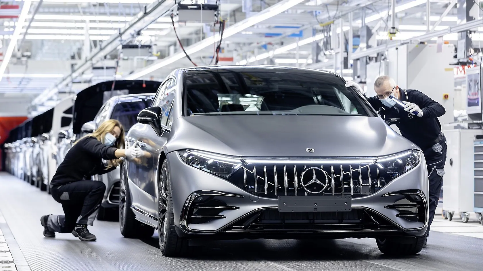 Mercedes-Benz EQS in assembly line